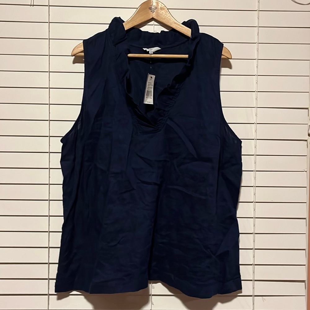 NWT Crown & Ivy Linen Ruffle Neck Sleeveless Navy Blue Top